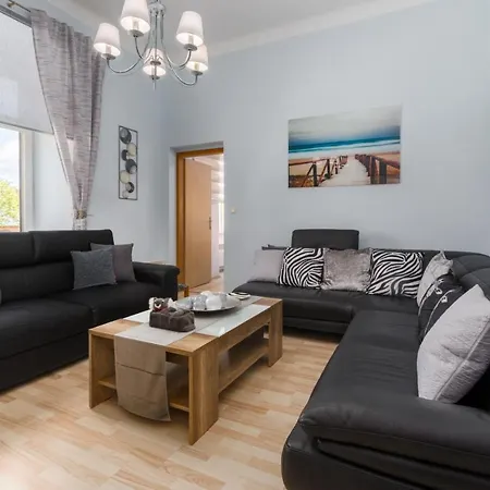Apartment Croadria Pula